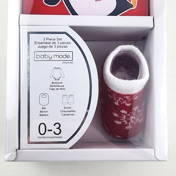 Baby Mode Signature 3 Pc Penguin Winter Gift Set Box Bodysuit Bib Socks Size 0-3 - Picture 5 of 12